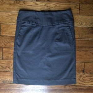 Banana Republic gray pencil skirt